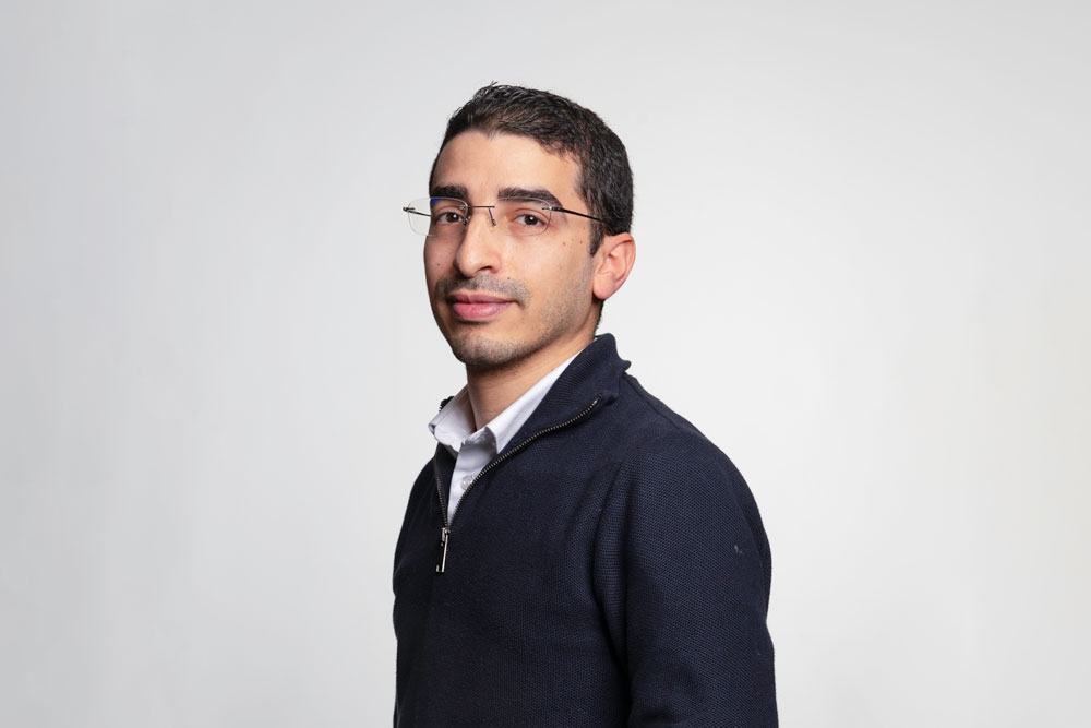 Headshot of Omar El Jal, Investor Relations Analyst at SCOR