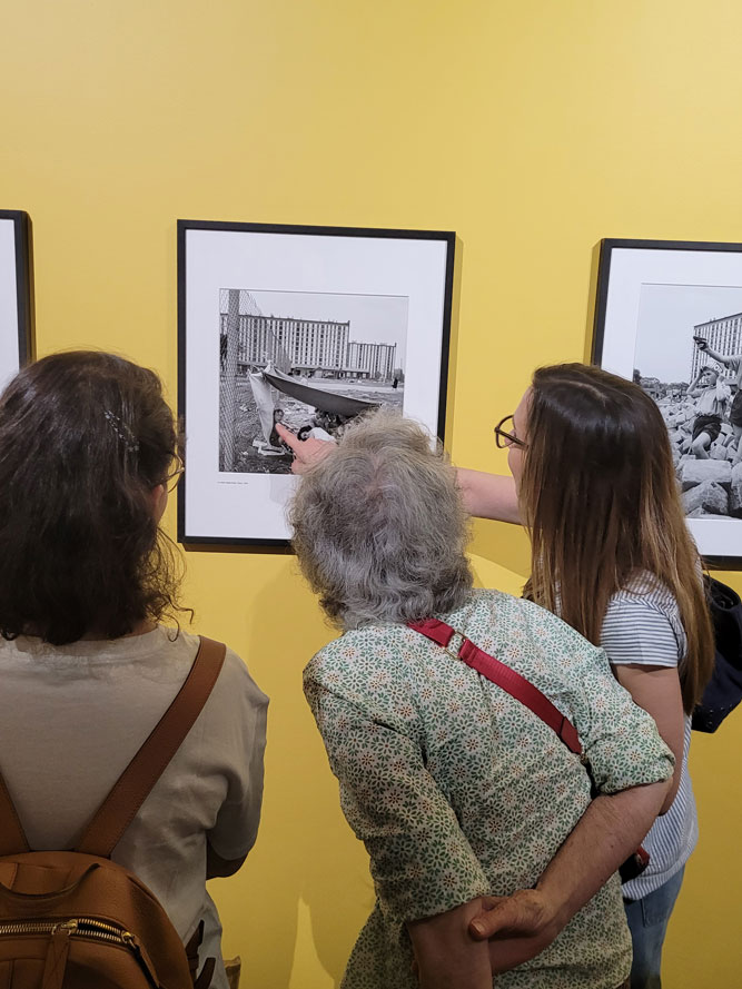 SCOR Careers Blog post on Engagement Month image with SCOR Paris colleagues with elders at the Maillol Museum