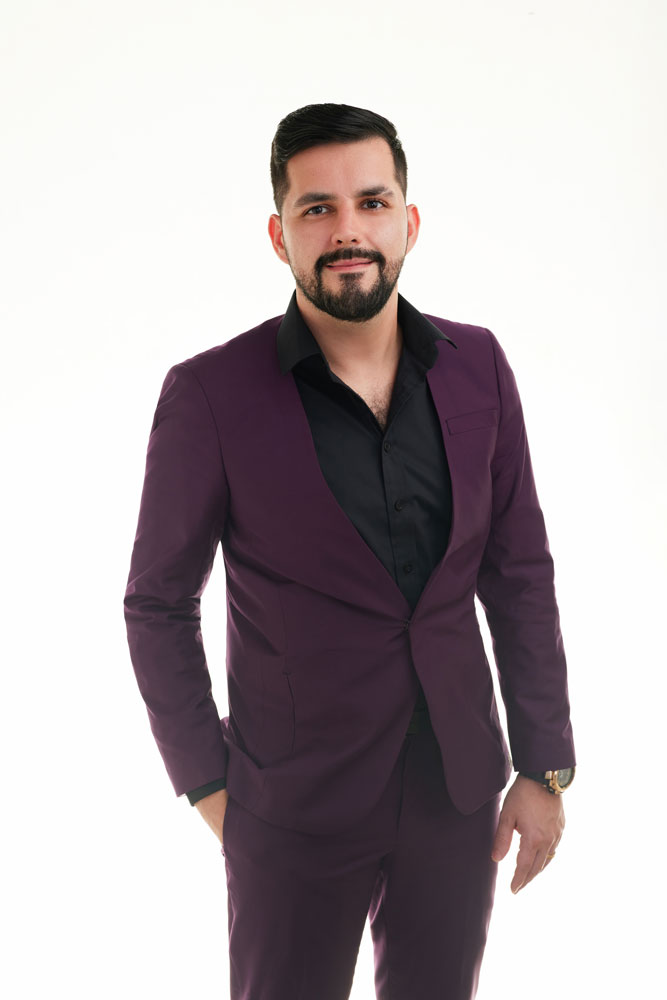 2022 Headshot of Jimmy Pimentel, VP, Senior Property/Power Underwriter