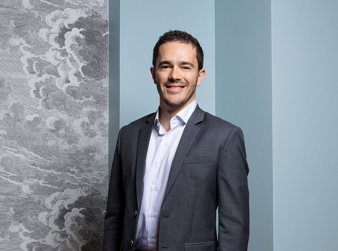 SCOR Careers Blog Employee Spotlight thumbnail image with Jimmy Pimentel, VP, Senior Property/Power Underwriter