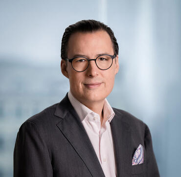 Headshot of Phiipp Ruede, SCOR L&H CEO April 2025